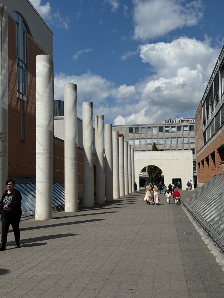 Straße der Menschenrechte Nürnberg