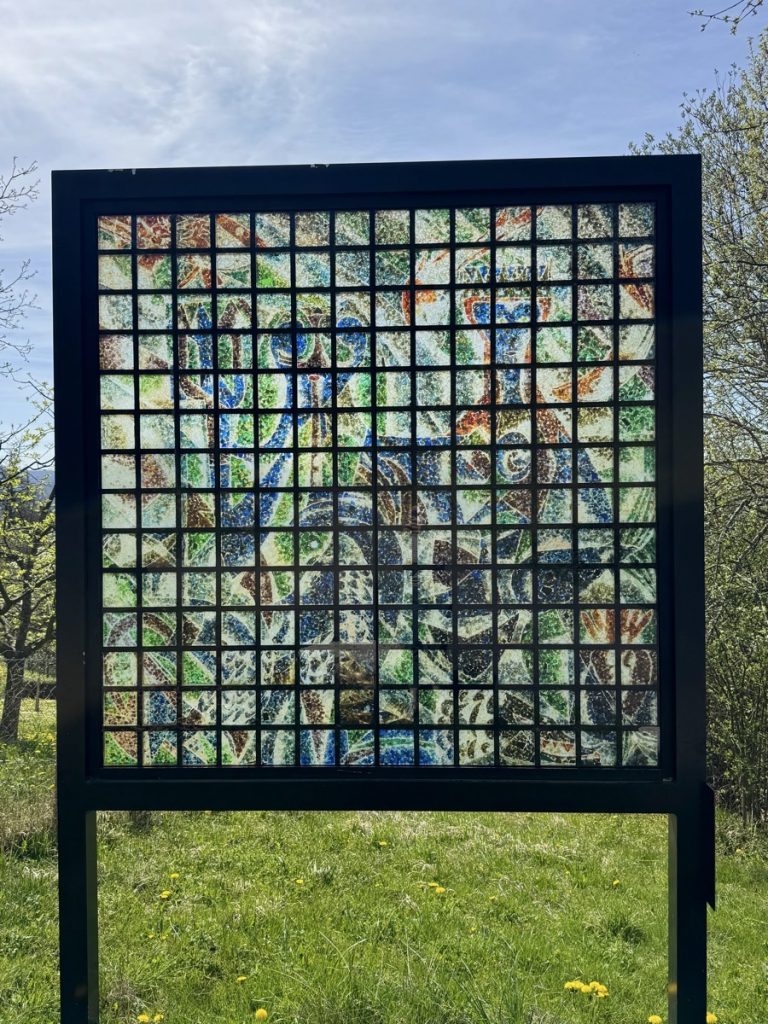 Poseidon und Amphitrite, von HAP Grieshaber, Kunstweg in Eningen unter Achalm