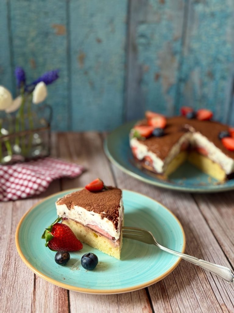 Erdbeer-Stracciatella_Kuchen