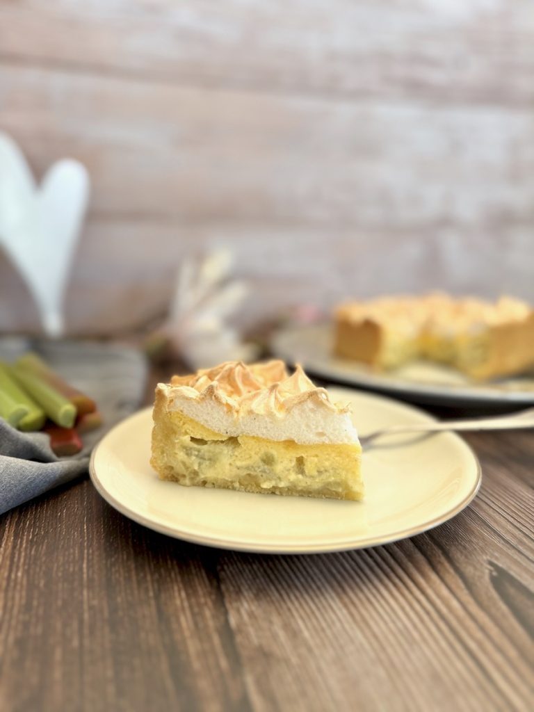 Rhabarberkuchen mit Baiser