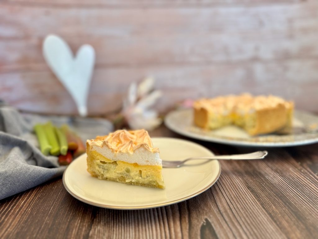Rhabarberkuchen mit Baiser